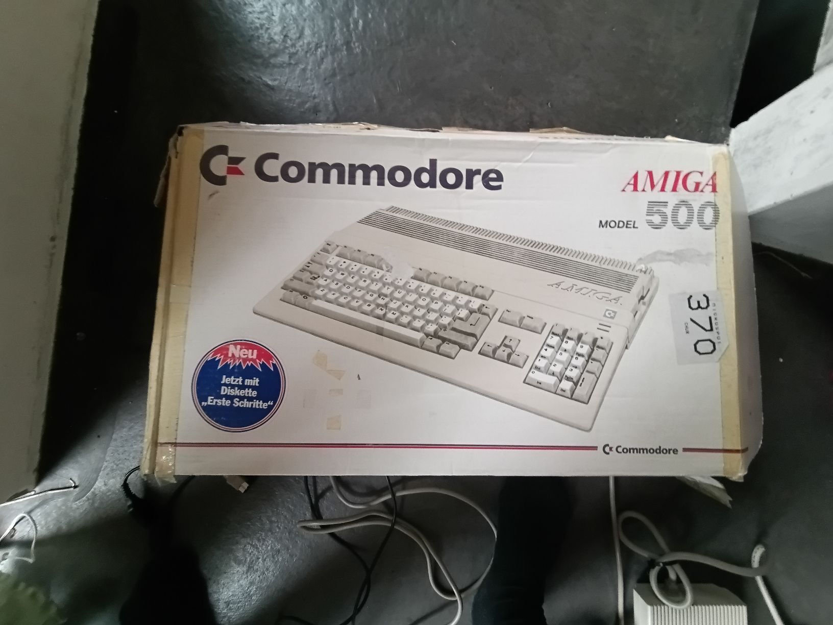Commodore PC: commodore amiga 500 mit viel zubehör – Difettoso da Tamins venduto da Luzibuzi