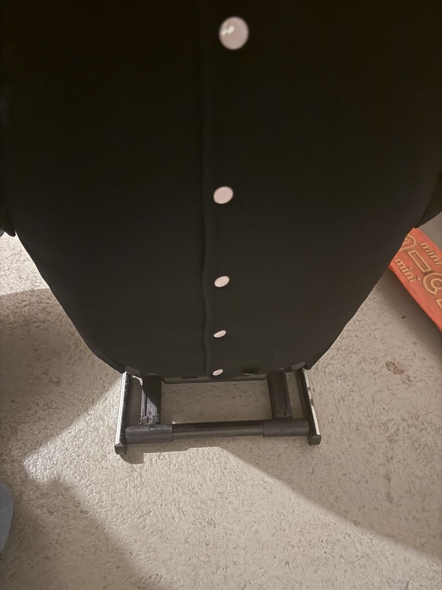 Cybex Seggiolini per auto: Cybex Babyschale, schwarz, SALE% – Usato da Kilchberg ZH venduto da MimySales 2