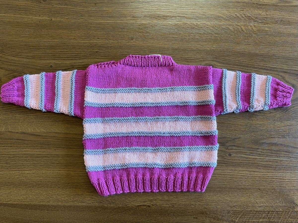 Maglioni & Felpe: Baby-Pullover  – Nuovo (secondo la descrizione) da Urnäsch venduto da pas_5r9c 3