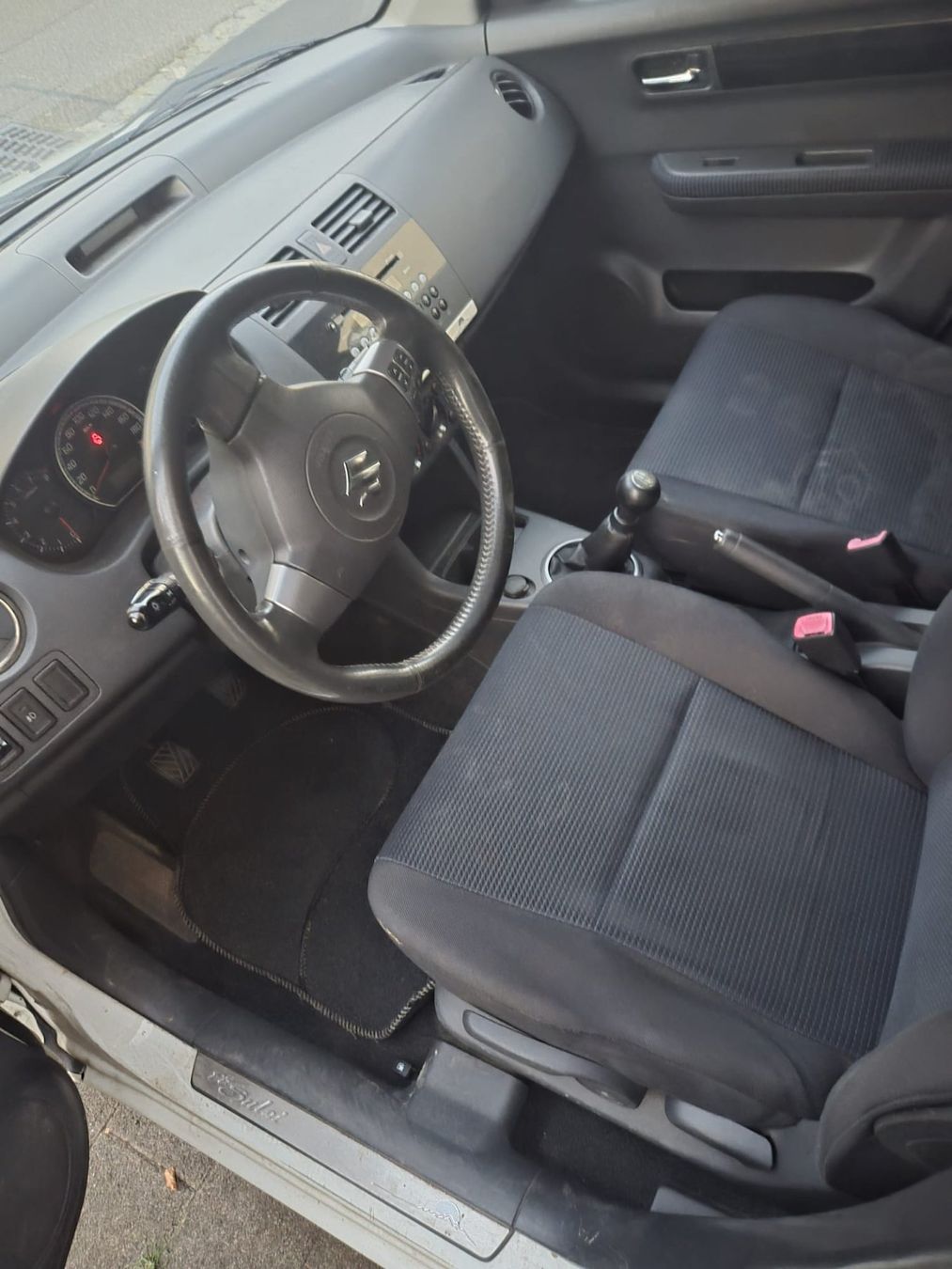 Suzuki Autos: Suzuki Swift 1.3 – Gebraucht aus Rorschacherberg von Pex63 5