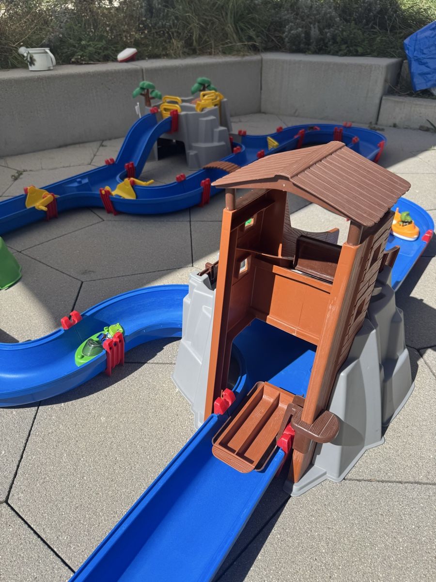 Aquaplay Giocattoli: Aquaplay Wasserbahn (zwei kombinierte Sets) – Usato da Zürich venduto da eliirs 6