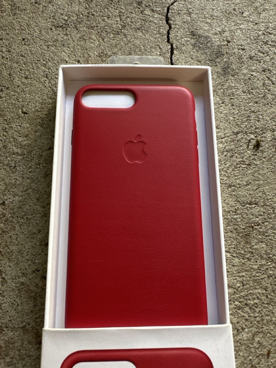 Cover & Protezioni schermo: iPhone 8 Plus original Hülle, originalverpackt – Nuovo (secondo la descrizione) da Bad Zurzach venduto da Matthias5400 1