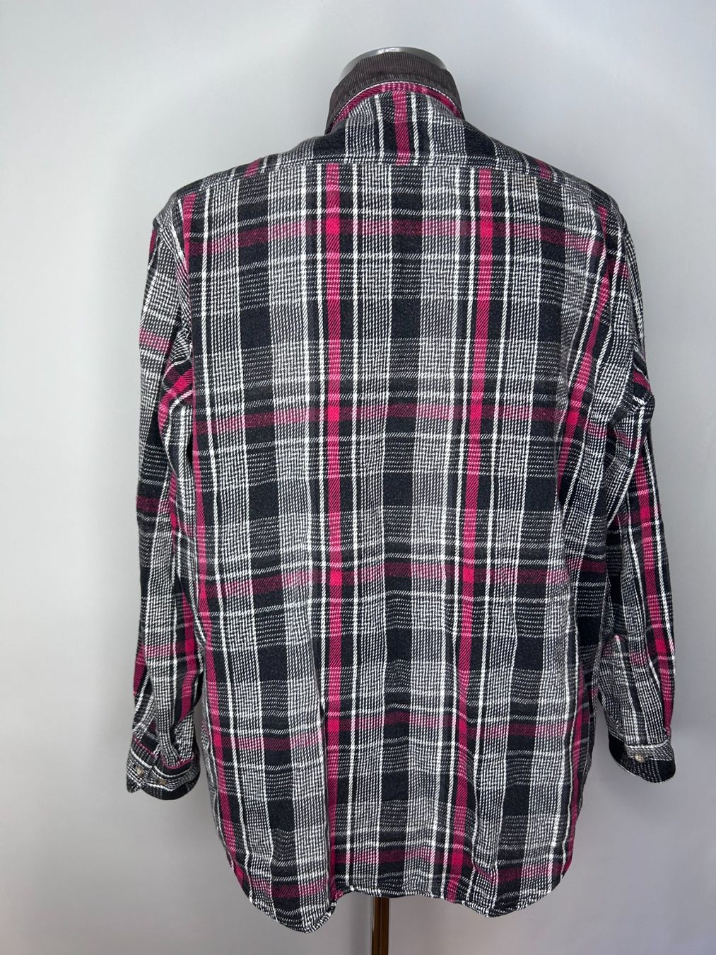 Carhartt Chemises: Carhartt Hemd – D'occasion à St. Gallen par look-twice 3