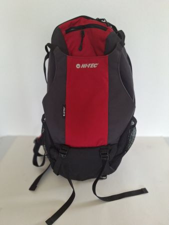 Praktischer Hi-TEC Rucksack, 35L - ideal für Wanderungen!