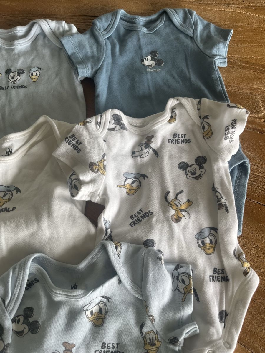 Biancheria intima: Bodys Baby Gr. 62 "neuwertig" – Nuovo (secondo la descrizione) da Wallisellen venduto da Romina83 1