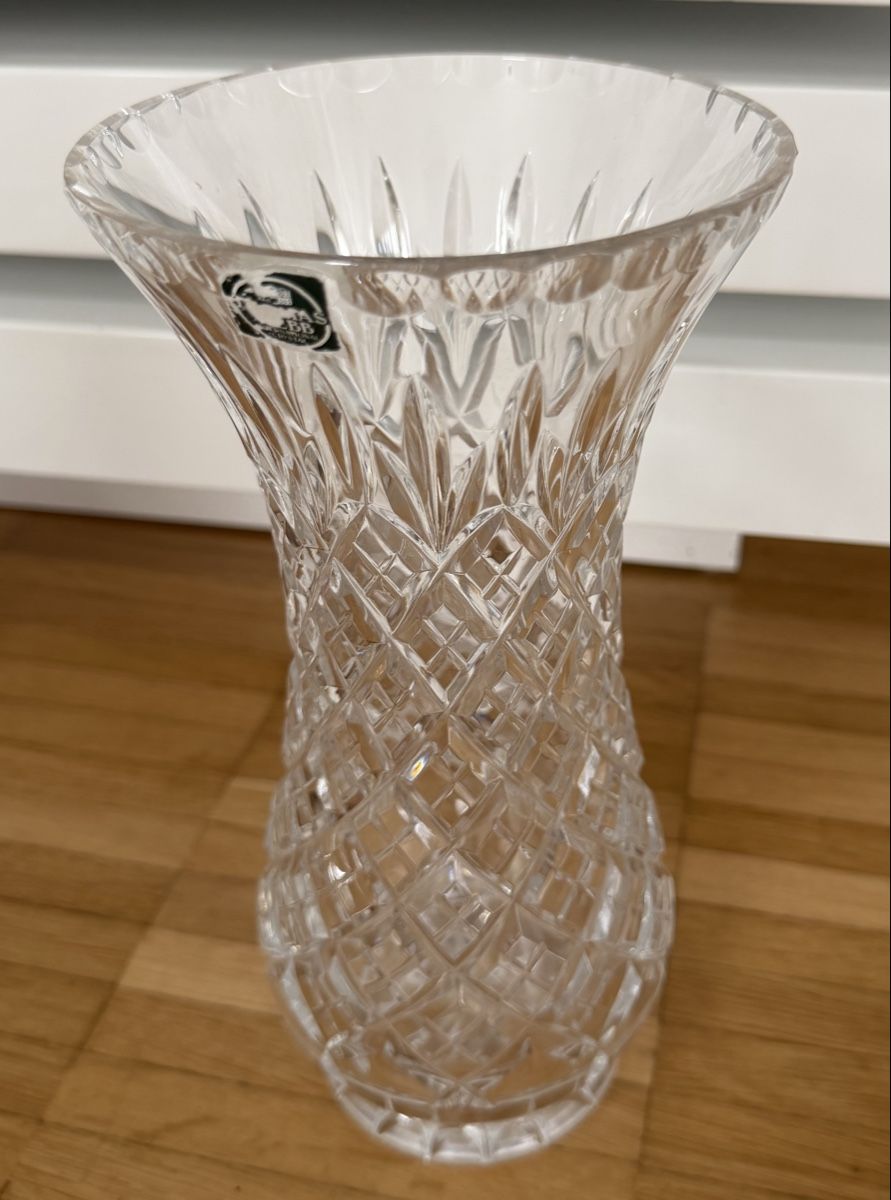 Vasi & Recipienti: Kristal Vase 🌸 – Usato da Opfikon venduto da Luis144