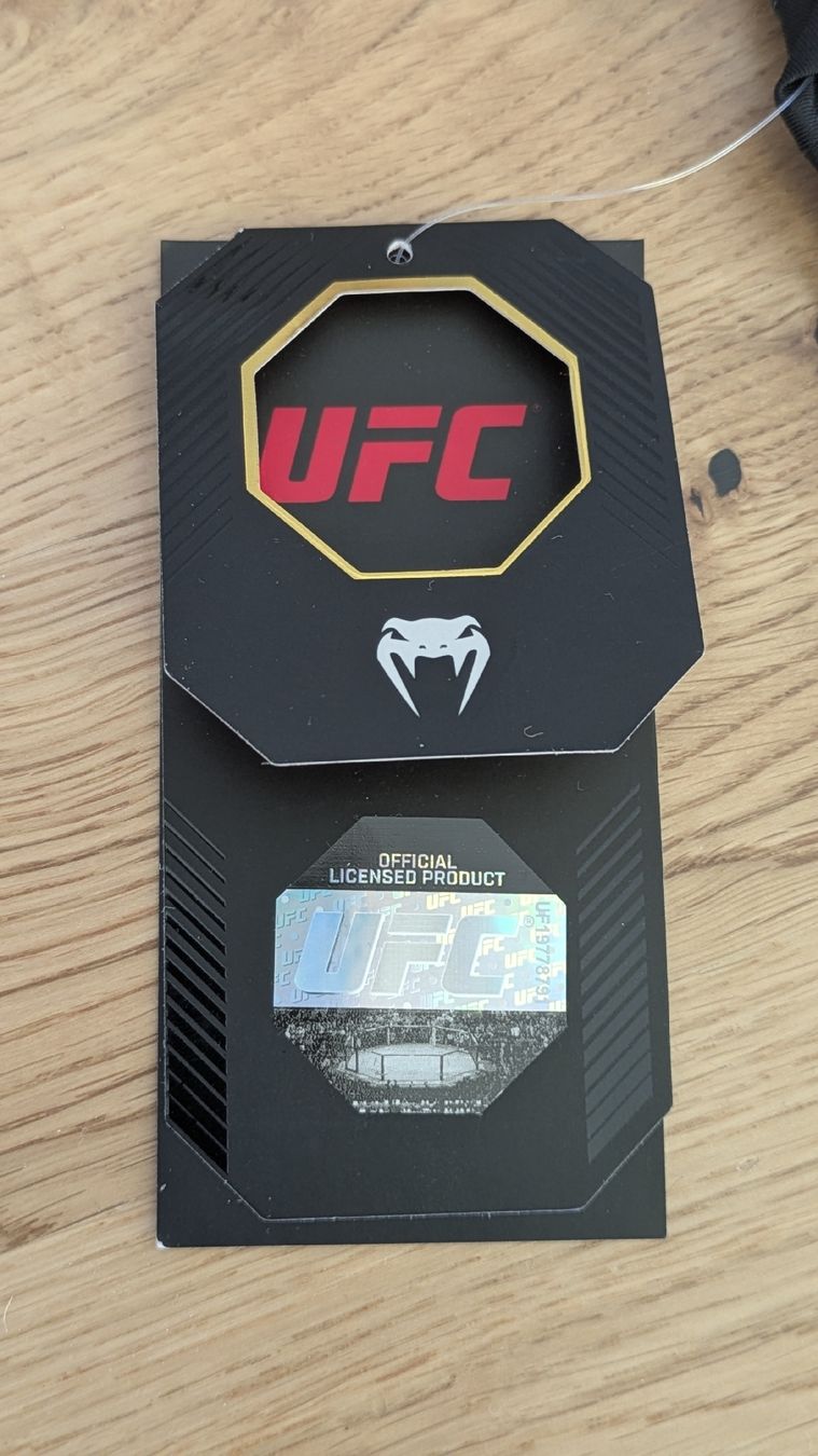 T-shirt: UFC Venum Performance T-Shirt ORIGINAL – Nuovo e nell'imballaggio originale da Zürich venduto da Sloba29 1