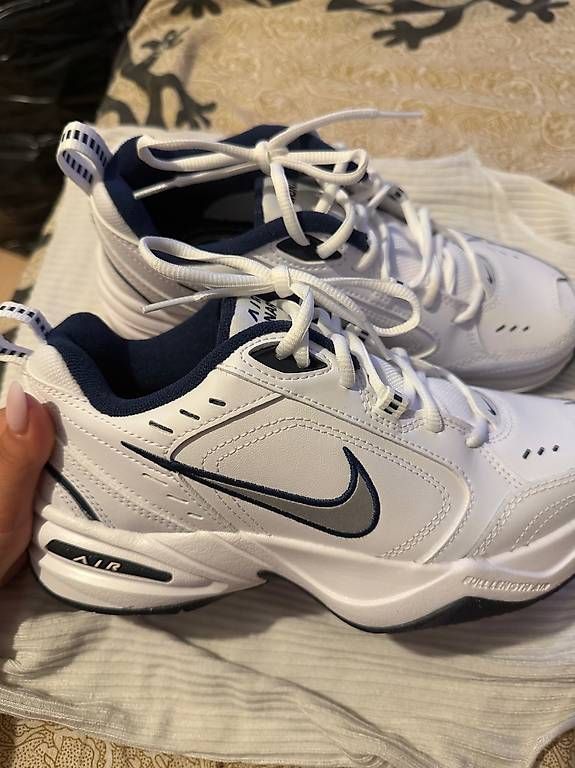 Nike Scarpe da donna: Nike Air Monarch Neu – Usato da Münchenstein venduto da jol_s6xw 1