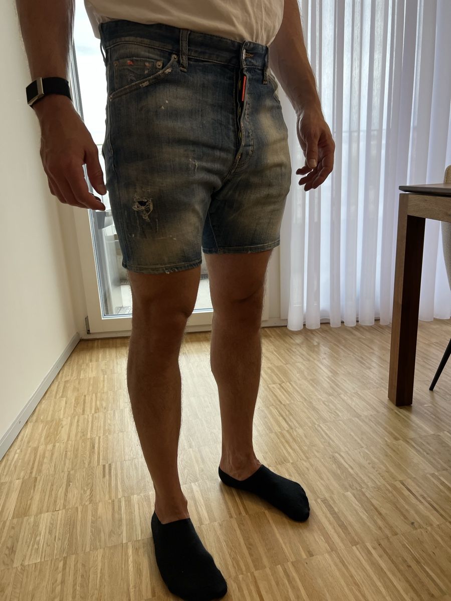 Dsquared2 Jeans: Dsquared Shorts - Grösse 48 – Gebraucht aus Zürich von adi_9b9f 7