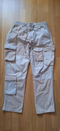 Pull&Bear, pantalon cargo