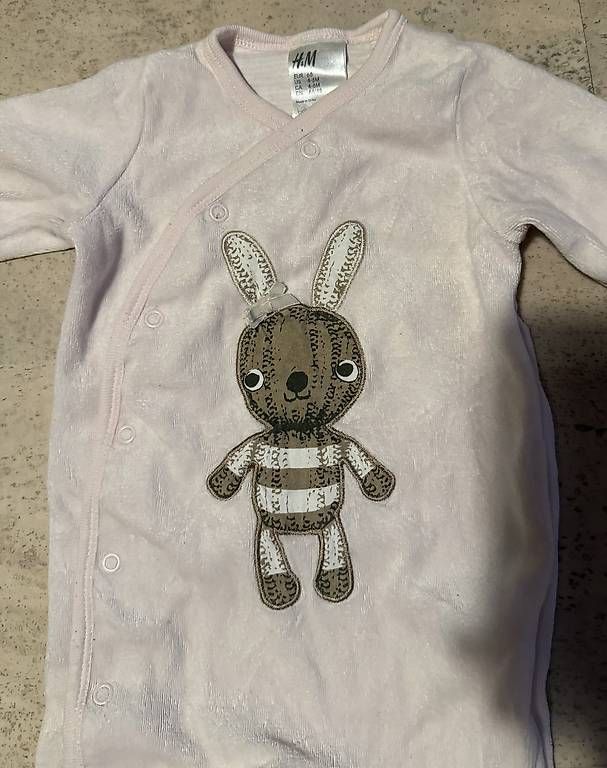 H&M Pyjamas & Ähnliches: Schlafanzug Baby 68 – Gebraucht aus Spiringen von van_ph8n 1