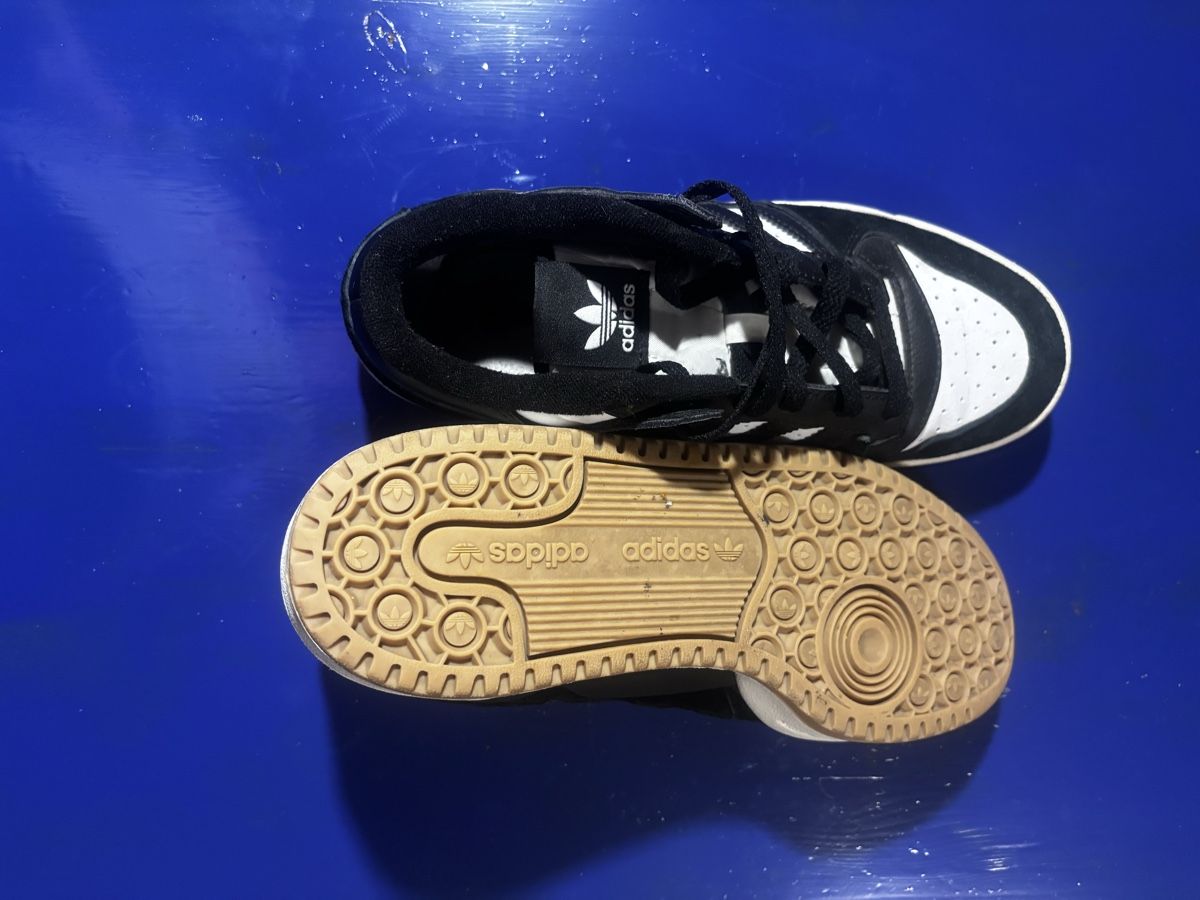 Adidas Scarpe da uomo: Adidas sneaker Gr.39 1/3 – Usato da Zürich venduto da Pat8038 1