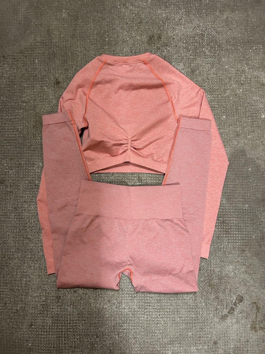 Lotti di vestiti: Ensemble Gymshark rose saumoné – Usato da Grand-Lancy venduto da eli_x5k9 4