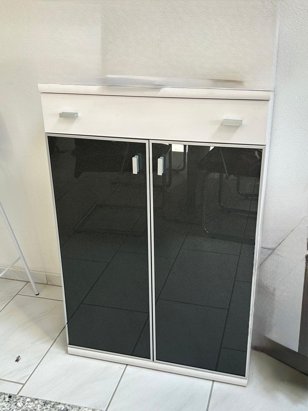 TV Möbel: moderne Wohnwand – Gebraucht aus Fisibach von Sintra7 1