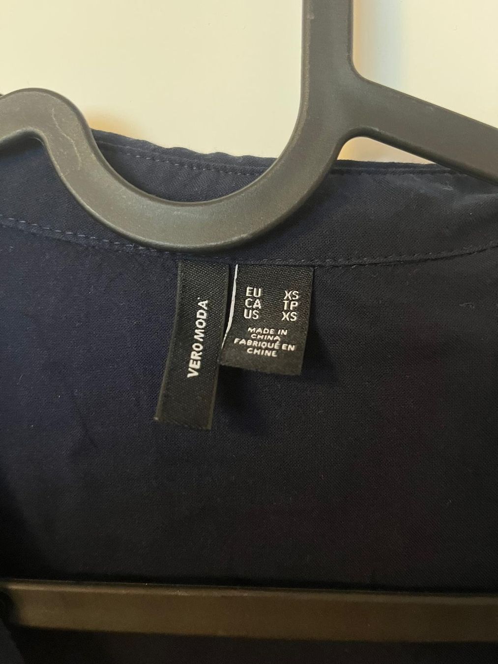Vero Moda Camicette: Vero Moda Bluse dunkelblau Grösse XS/S – Usato da Neuenkirch venduto da the_7pdb 1