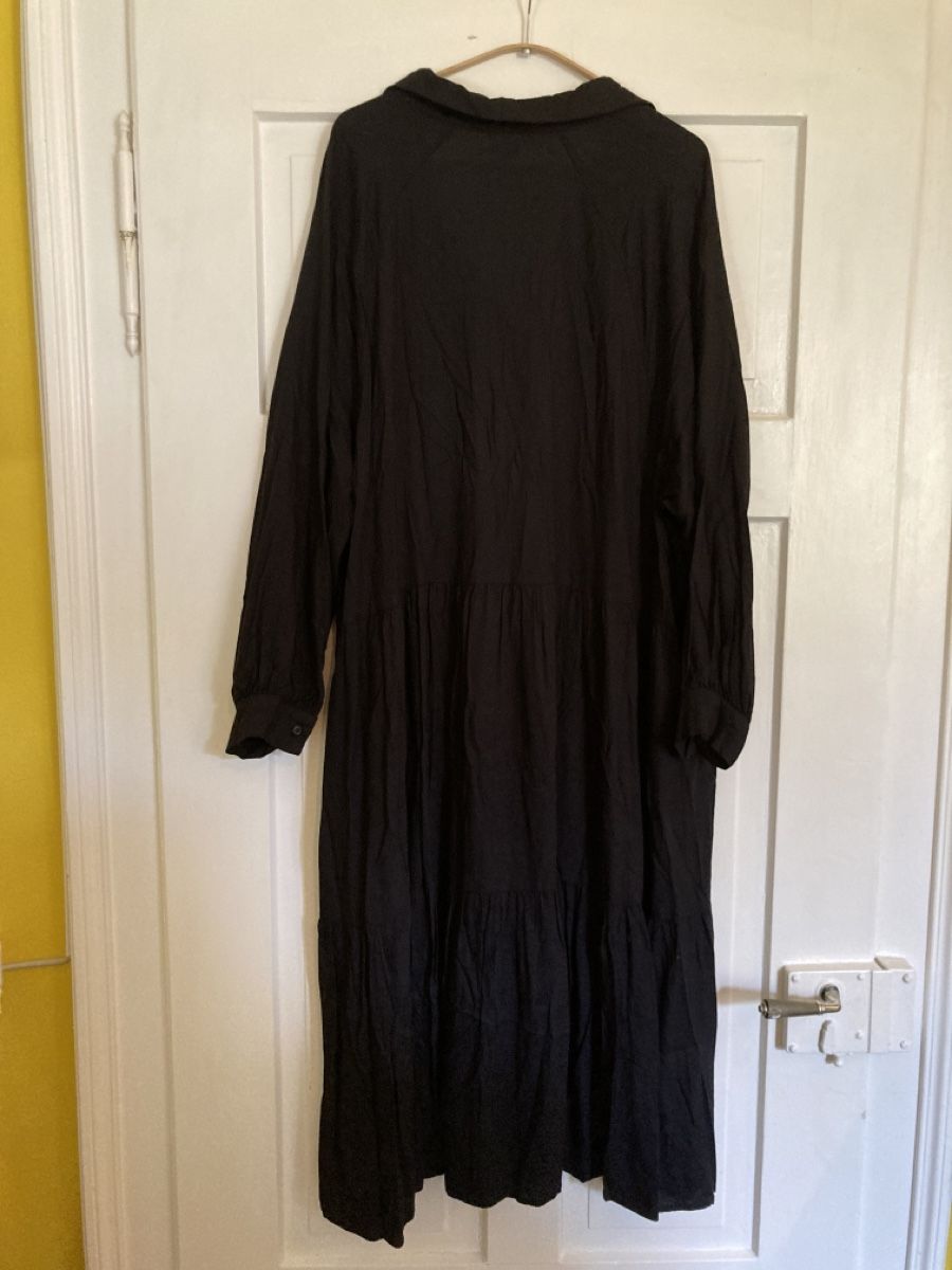 H&M Vestiti: Viskose-Kleid, Gr. XL, H&M – Usato da Luzern venduto da bettygreen 1