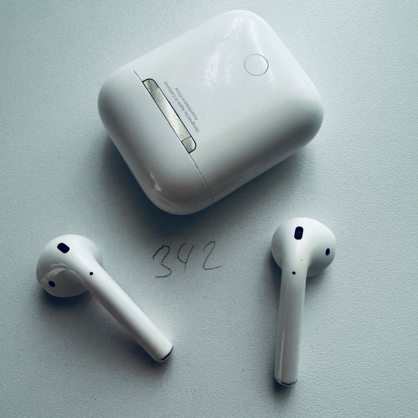 Apple Kopfhörer: Original Apple AirPods 2 Gen. Wireless Kopfhörer & Case – Gebraucht aus Basel von MY.AIRPODS.SHOP 8