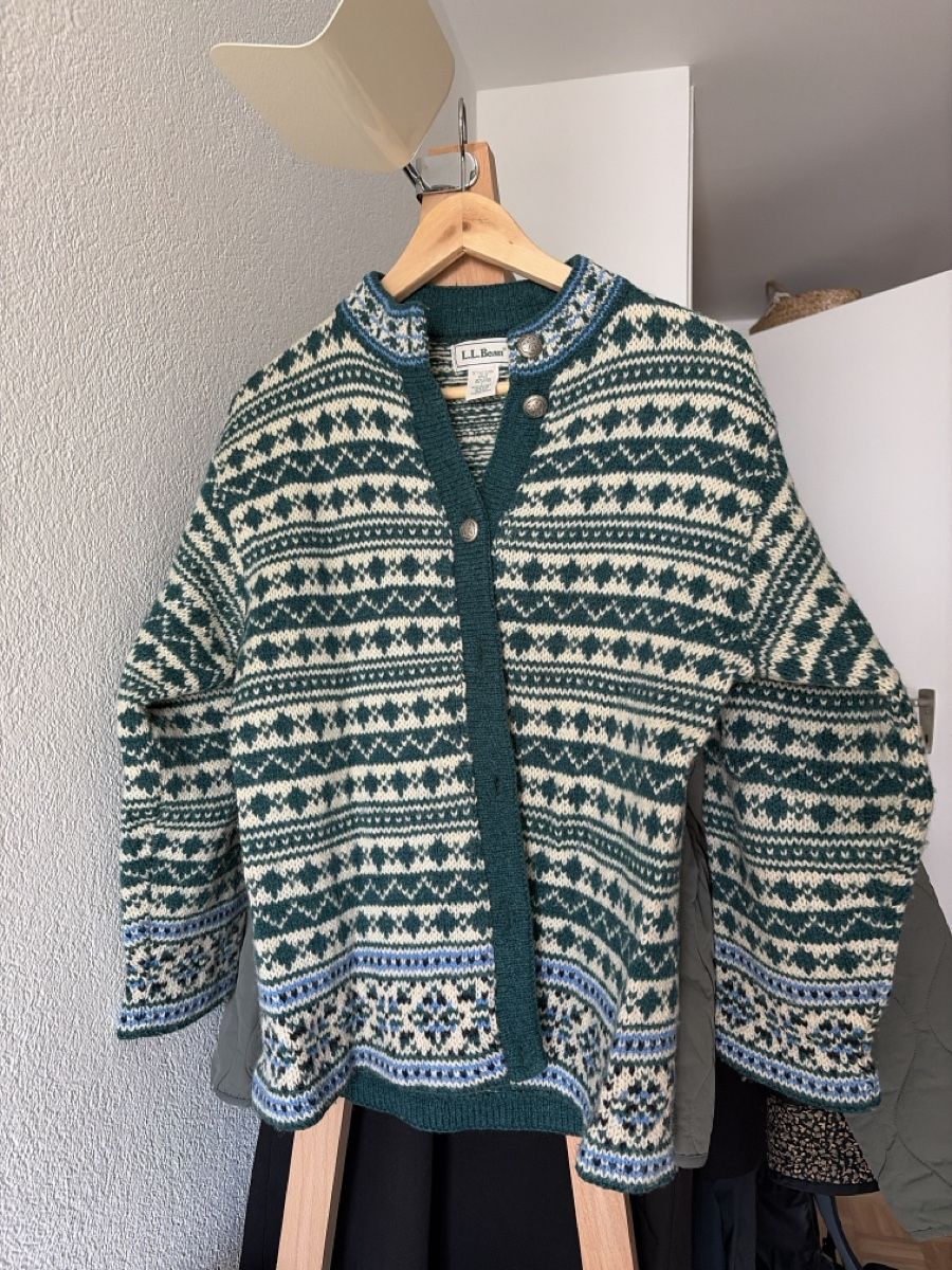 Pullover & Sweatshirts: Strickjacke von L.L. Bean – Gebraucht aus Allschwil von Fialova