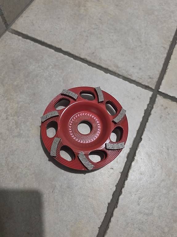 Hilti Alle Werkzeuge: Disque diamant pour ponçage – Gebraucht aus Villeneuve VD von jet_xry5 1