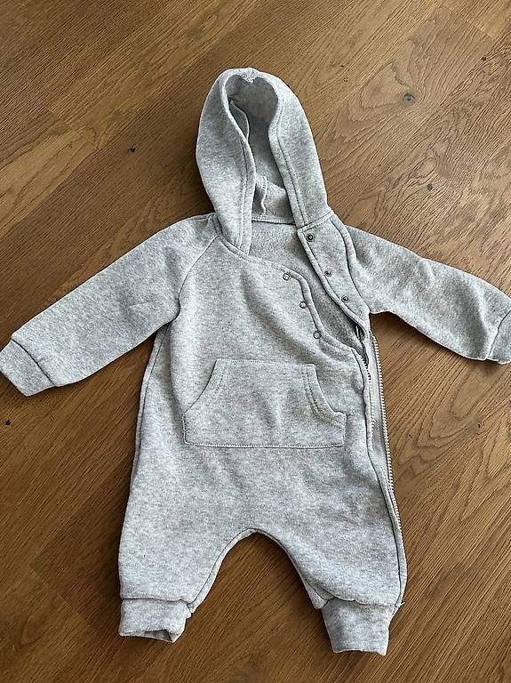 Pagliaccetti: Jumpsuit Jogginganzug Gr. 62/68 grau – Usato da Zürich venduto da kat_tl7x 1