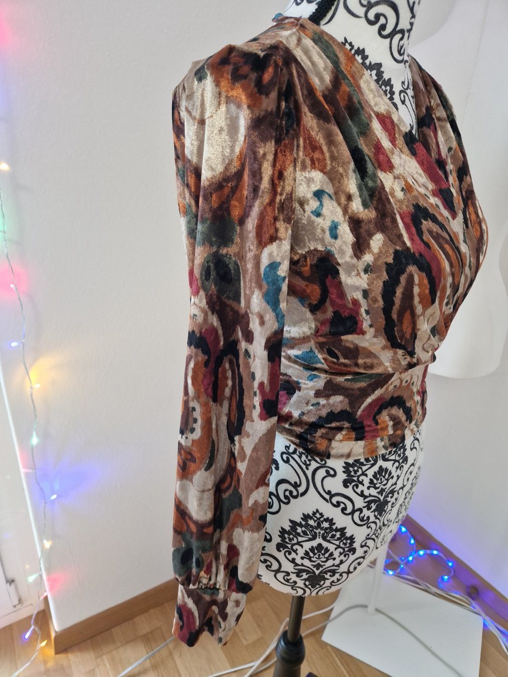 Camicette: Samt Wickelbluse  edel & elegant Gr. S – Nuovo (secondo la descrizione) da Glattbrugg venduto da hap_8w8v 3