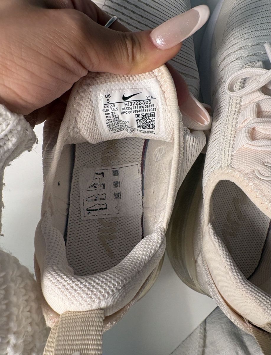 Nike Scarpe da donna: Nike Air Max sneakers  – Nuovo (secondo la descrizione) da Amriswil venduto da mel_x5s2 1