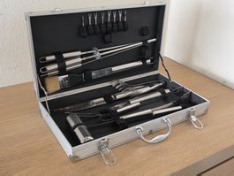 Grillbesteck-Set im Koffer von Feldschlösschen