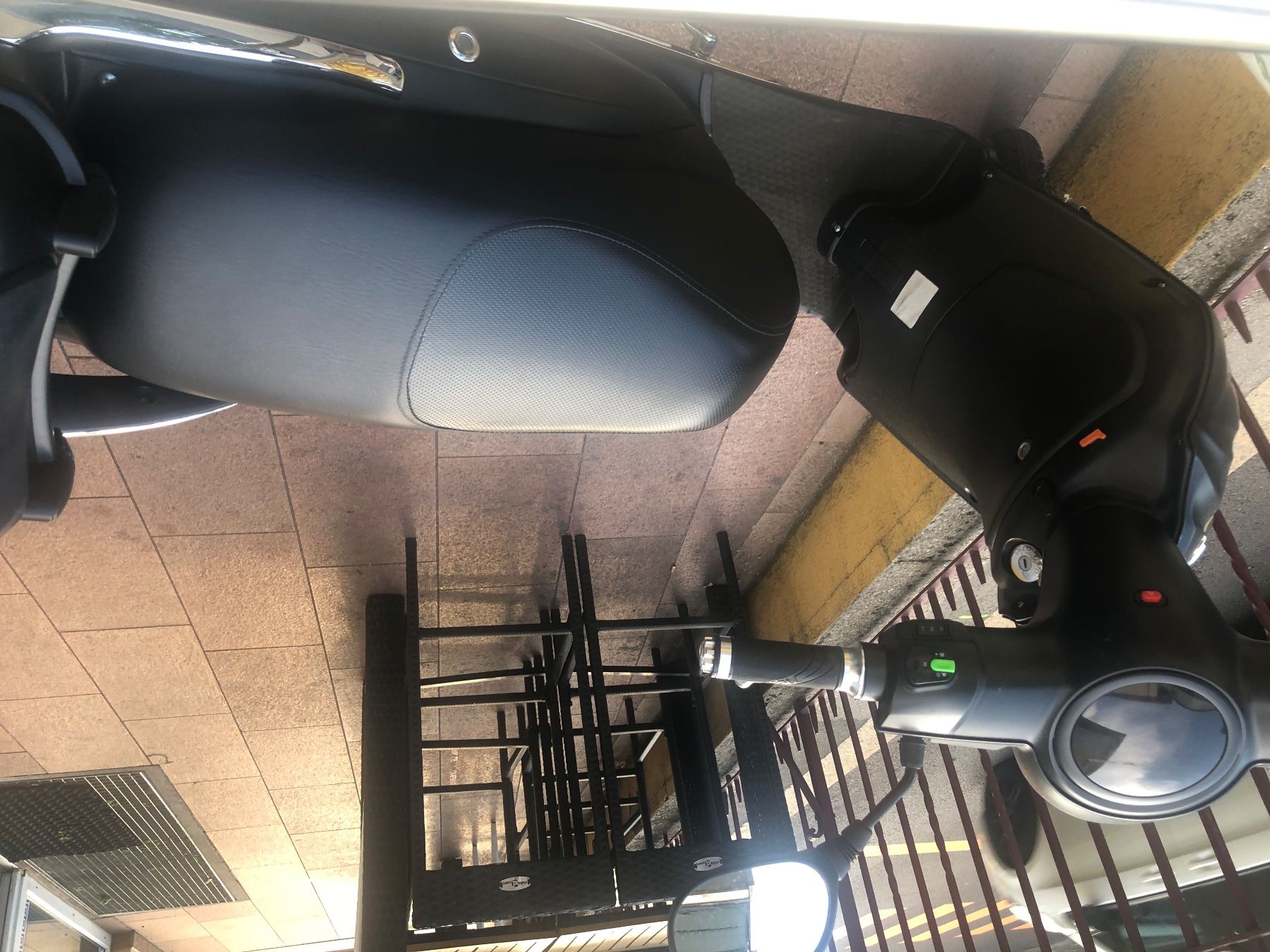 Yadea Scooters: E-scooter Neu ! – D'occasion à Chiasso par hir_p6yj 3