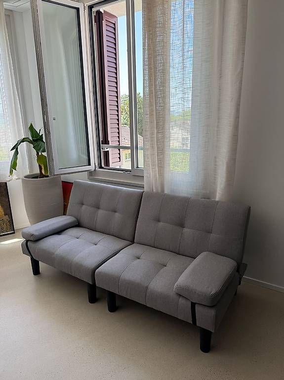 Sofas: Schlafsofa hell grau / Sofa bed light grey – D'occasion à Zürich par bar_nm8c 3