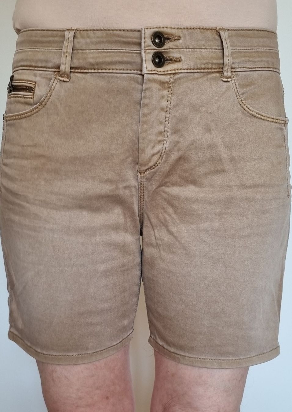 Esprit Pantaloni: Stylische Shorts Gr. 38 Esprit – Nuovo (secondo la descrizione) da Balzers venduto da Homeandgarden