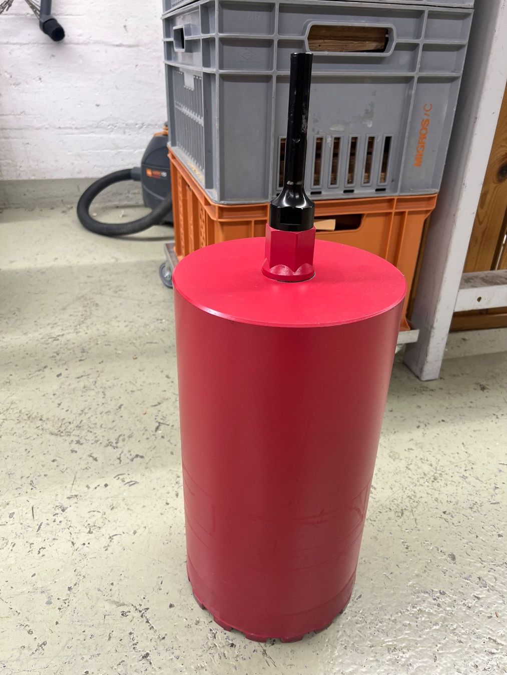Tutti gli attrezzi: Wiltec Diamantbohrkrone 220 mm – Usato da Bern venduto da BaernerBrocki