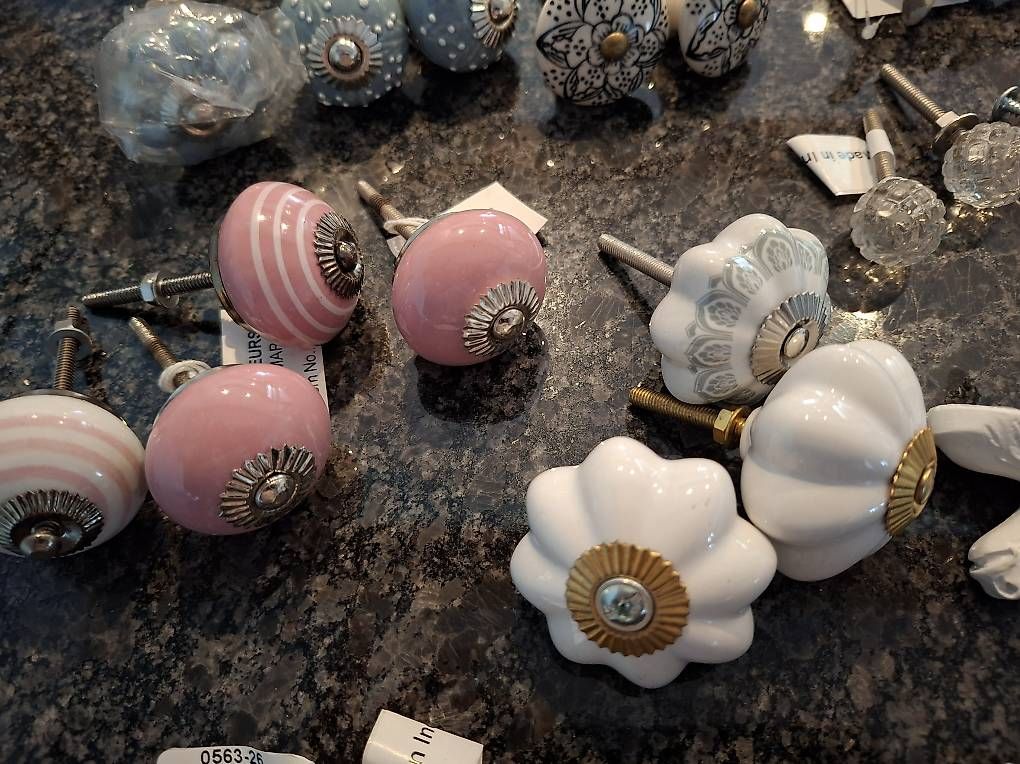 Ferramenta: Farbige Möbelgriffe – Nuovo e nell'imballaggio originale da Fulenbach venduto da Wulle-Egge 3