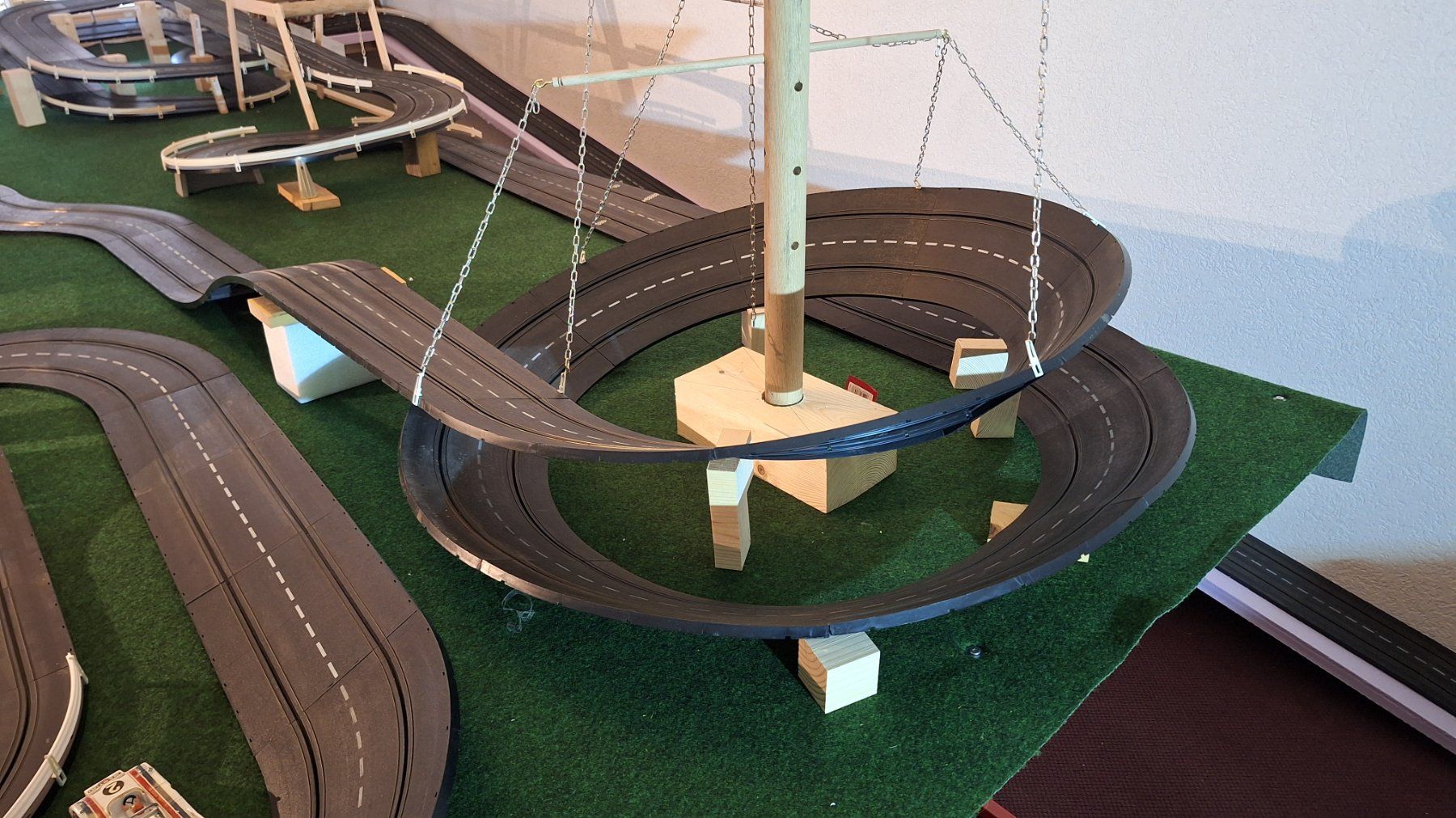 Märklin Rennbahnen: Märklin Sprint Rennbahn – Gebraucht aus Unterohringen von bomber59 7