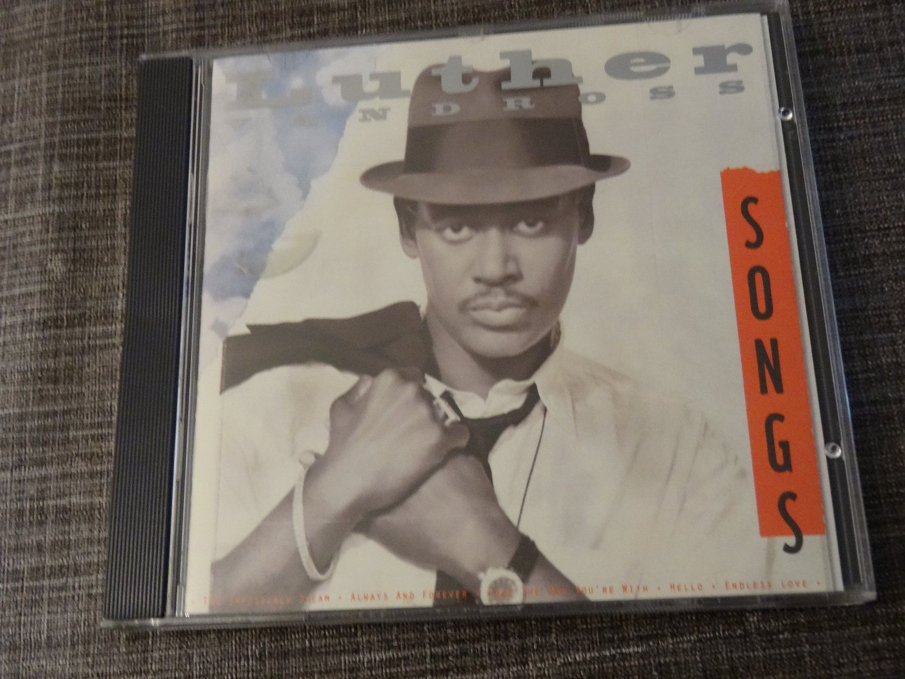 CD: Luther Vandross - Songs CD – Usato da Olten venduto da Disc-Ausverkauf