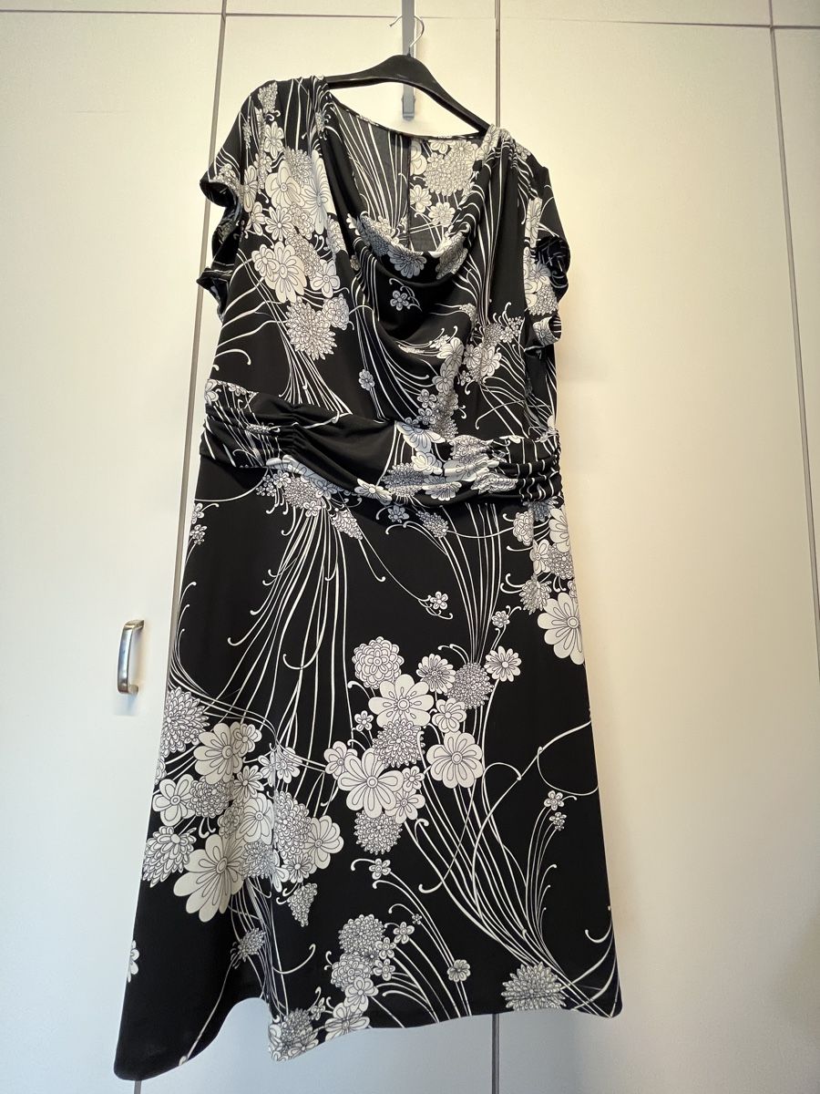 Vestiti: Sommerliches Kleid, Sheego, Gr. 46 – Usato da Stans venduto da woodpony01