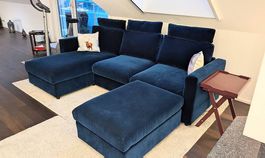 Elegantes Bettsofa mit Hocker 