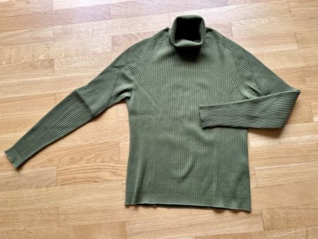 Pull col roulé VALENTINO en cachemire