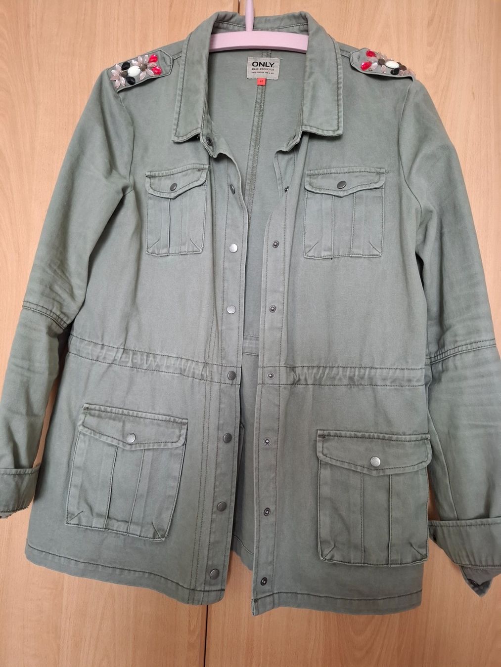 Only Vestes: Jacke Grau 40 Only – D'occasion à St.Gallen par LaMiSa