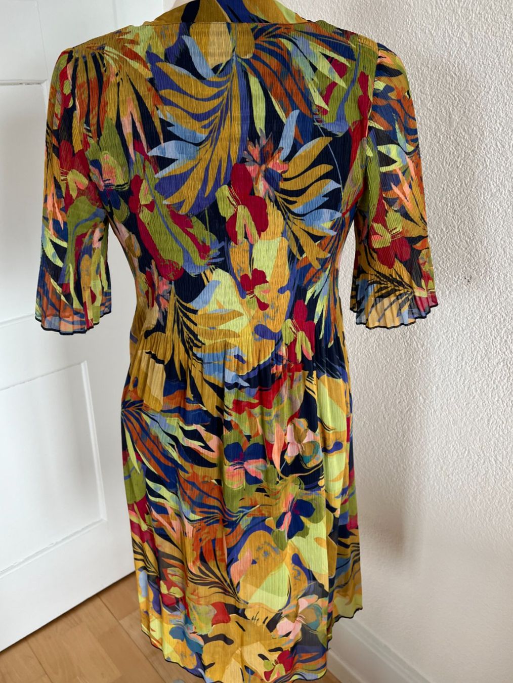 Vestiti: CARNABY Damen Kleid, Gr. 40 – Usato da Worb venduto da farben20zauber 1