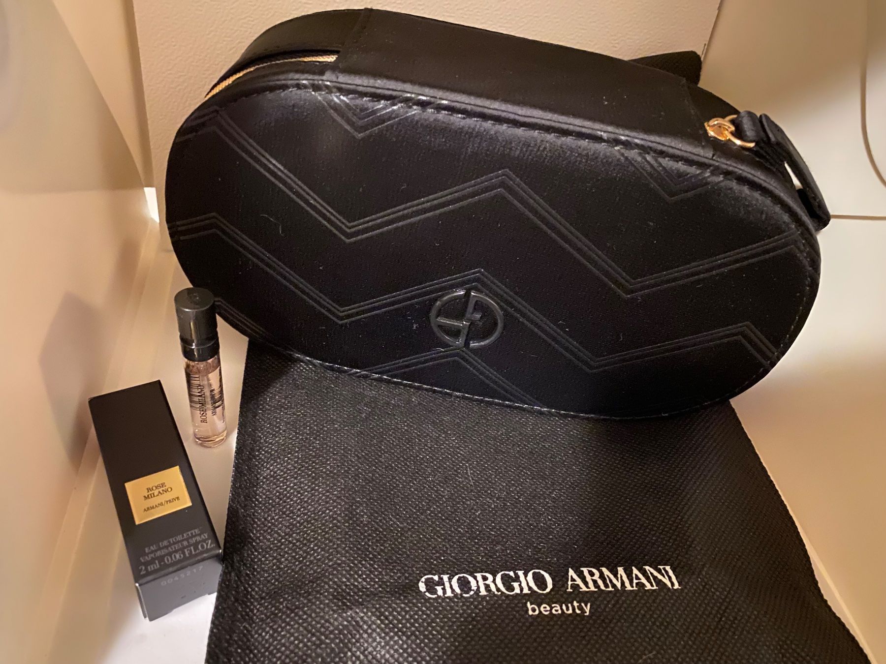Custodie per cosmetici: Duo Giorgio Armani – Nuovo e nell'imballaggio originale da Bouveret venduto da wes_7zll