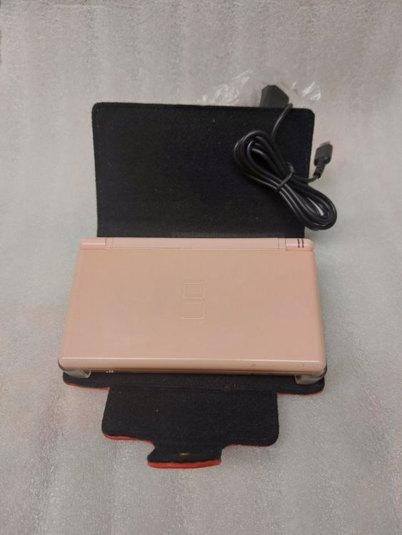 Nintendo Consoles: Konsolle Pink DS Lite Nintendo + 5 Jeux + ..... – D'occasion à Pambio Noranco par Pol69 3