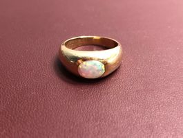 Damenring mit Opal aus 14 Karat Gelbgold Au 585