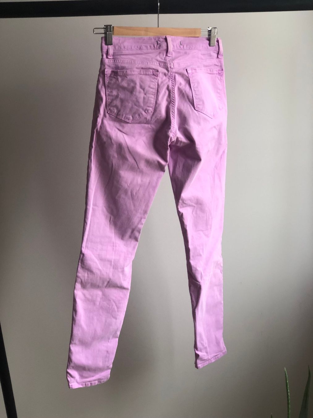 Jeans: J Brand Jeans mit einer coolen Farbe, Grösse 26 – Usato da Unterägeri venduto da Lerchemeerenge 2