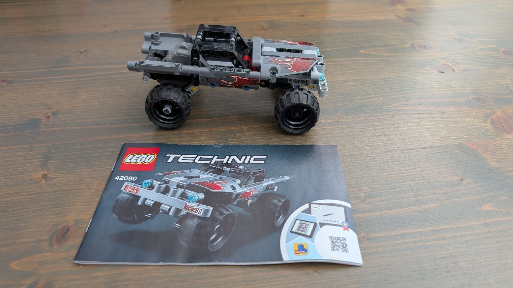 Lego Kit di costruzioni: LEGO Technic Fluchtfahrzeug 42090 – Nuovo (secondo la descrizione) da Egolzwil venduto da Schaermike