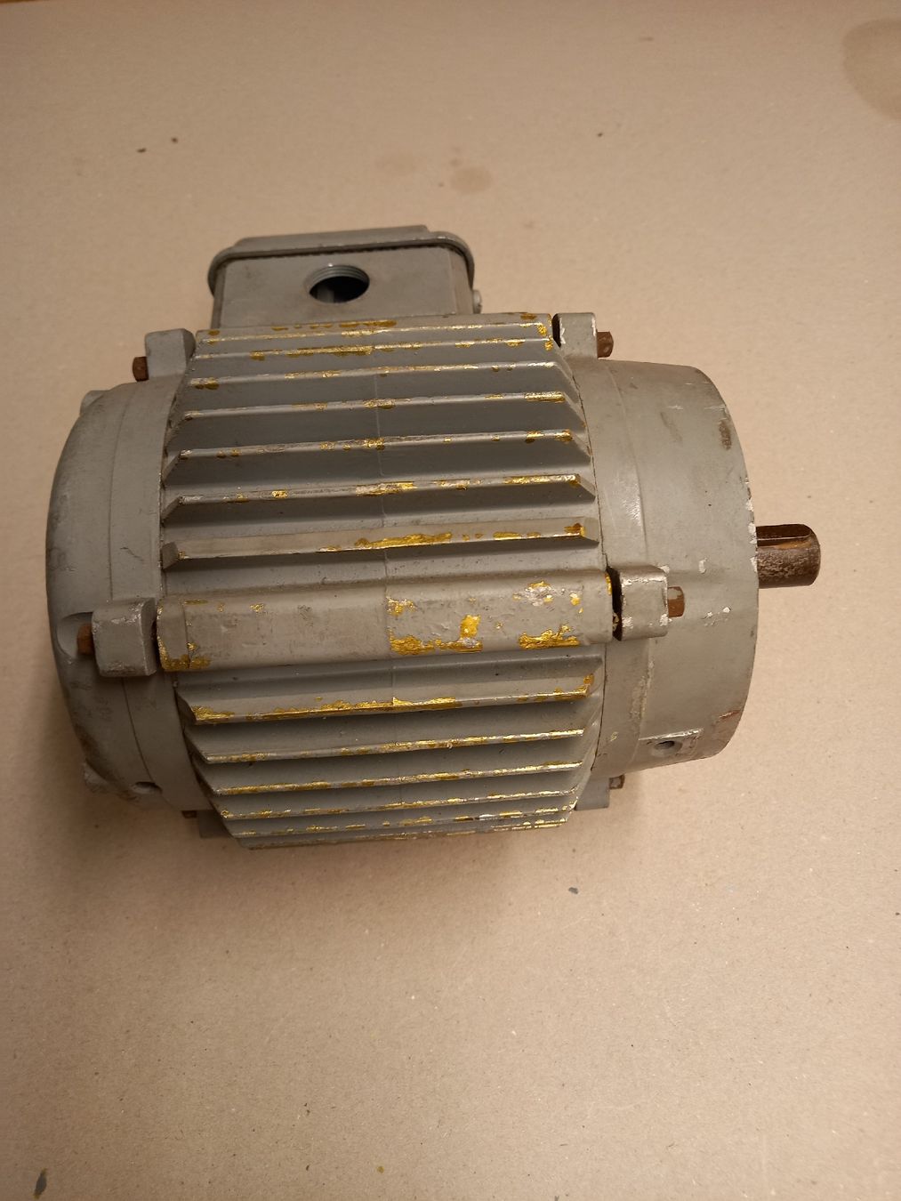 Motori: Elektro 380 V  Flanschmotor Luwa – Usato da Seon venduto da Zack_16 2