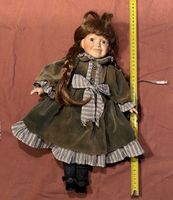 Porzellan Puppe