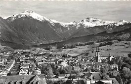 Glarus mit Gandstock und Kärpf