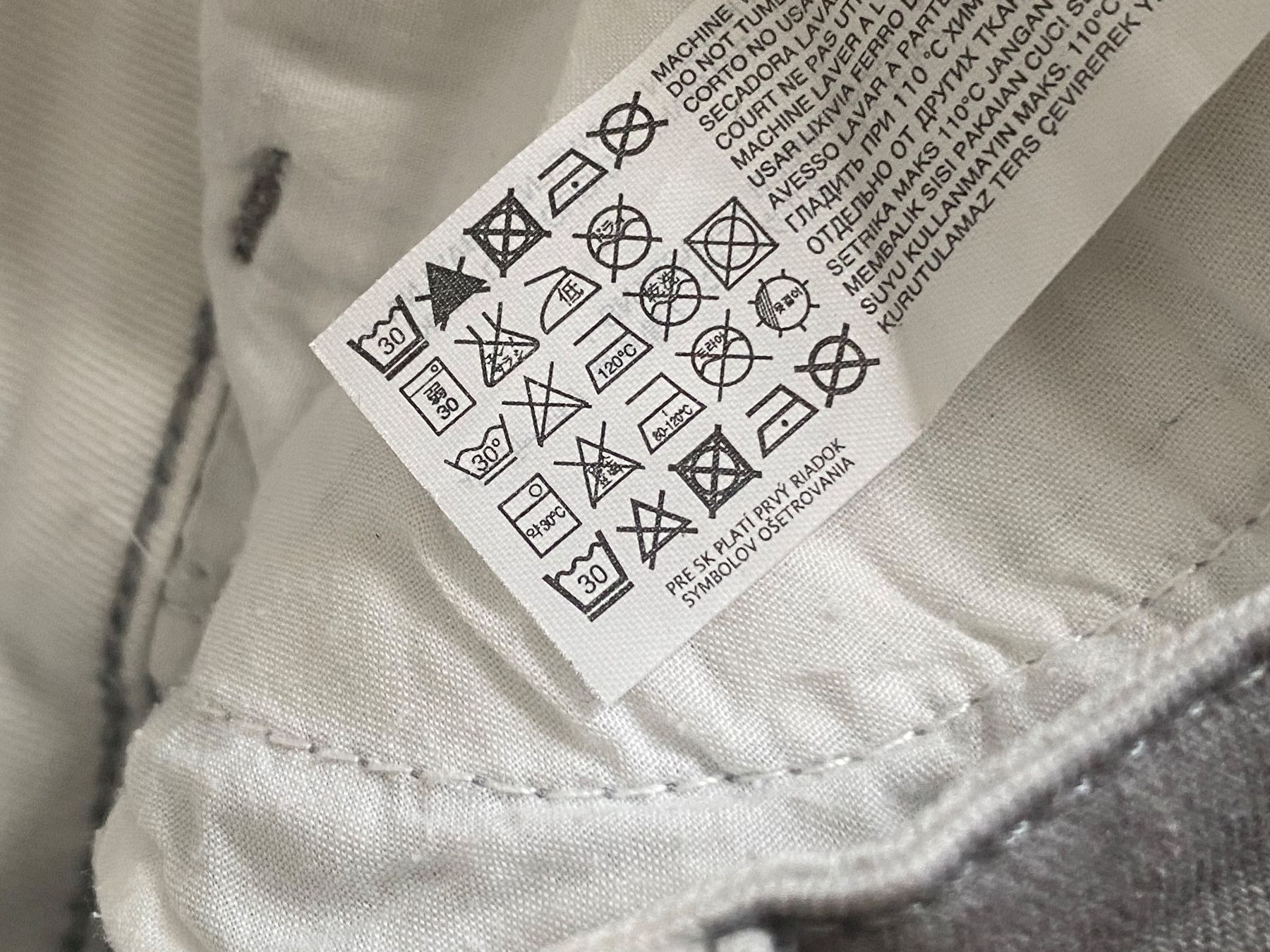 Mango Jeans: Neuwertige Mango Jeans, Grösse 34 – Nuovo (secondo la descrizione) da Zürich venduto da MaxZurich 4