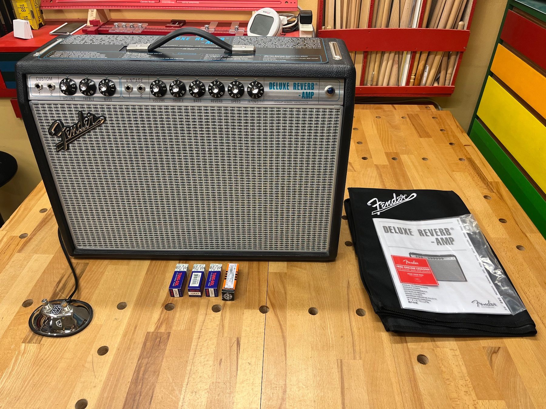Fender Amplificatori: Fender Deluxe Reverb 68 Reissue – Usato da Buttisholz venduto da jogamuve