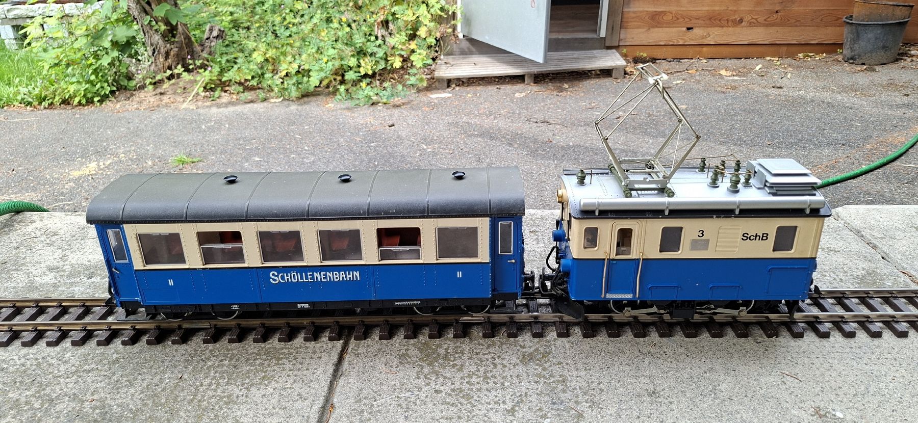 LGB Modelleisenbahnen: LGB Schöllenenbahn Zug – Gebraucht aus Münsingen von wd65 1